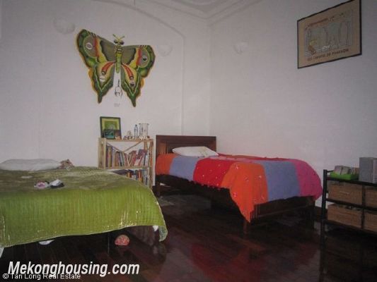 The 3 storey house with 4 bedrooms is for hire on Au Co street, Tay Ho district, Hanoi 15