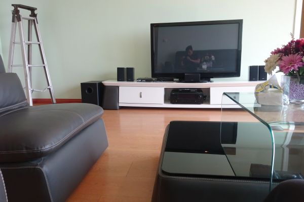 The furnished apartment with a total area of 153 sqm is for lease in E4 tower, Ciputra Hanoi