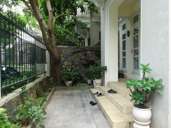 The villa with a total area of 200 sqm is for rent in the lot D of Ciputra Hanoi
