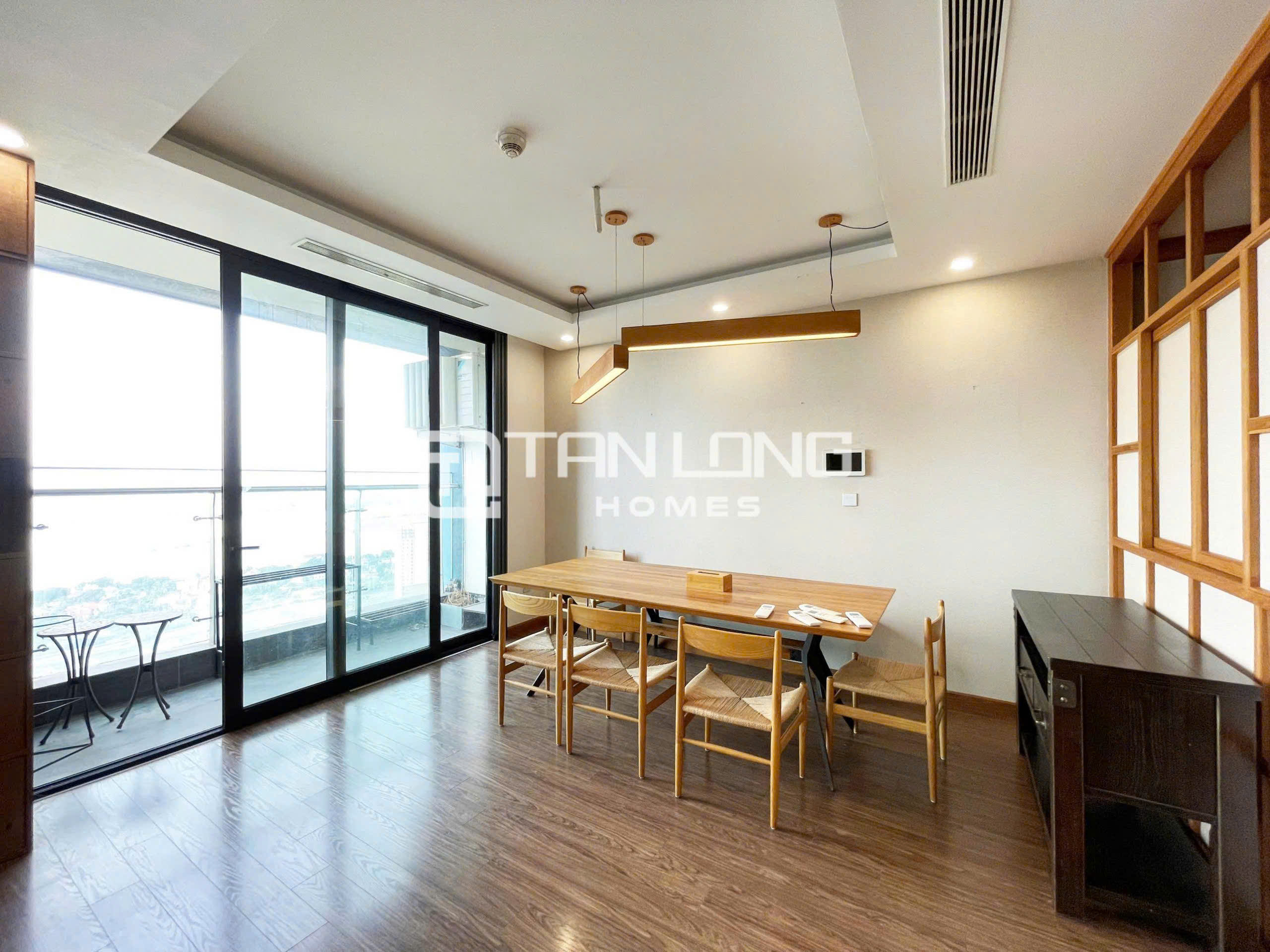 Trendy Duplex apartment for rent at S2 Sunshine city 4