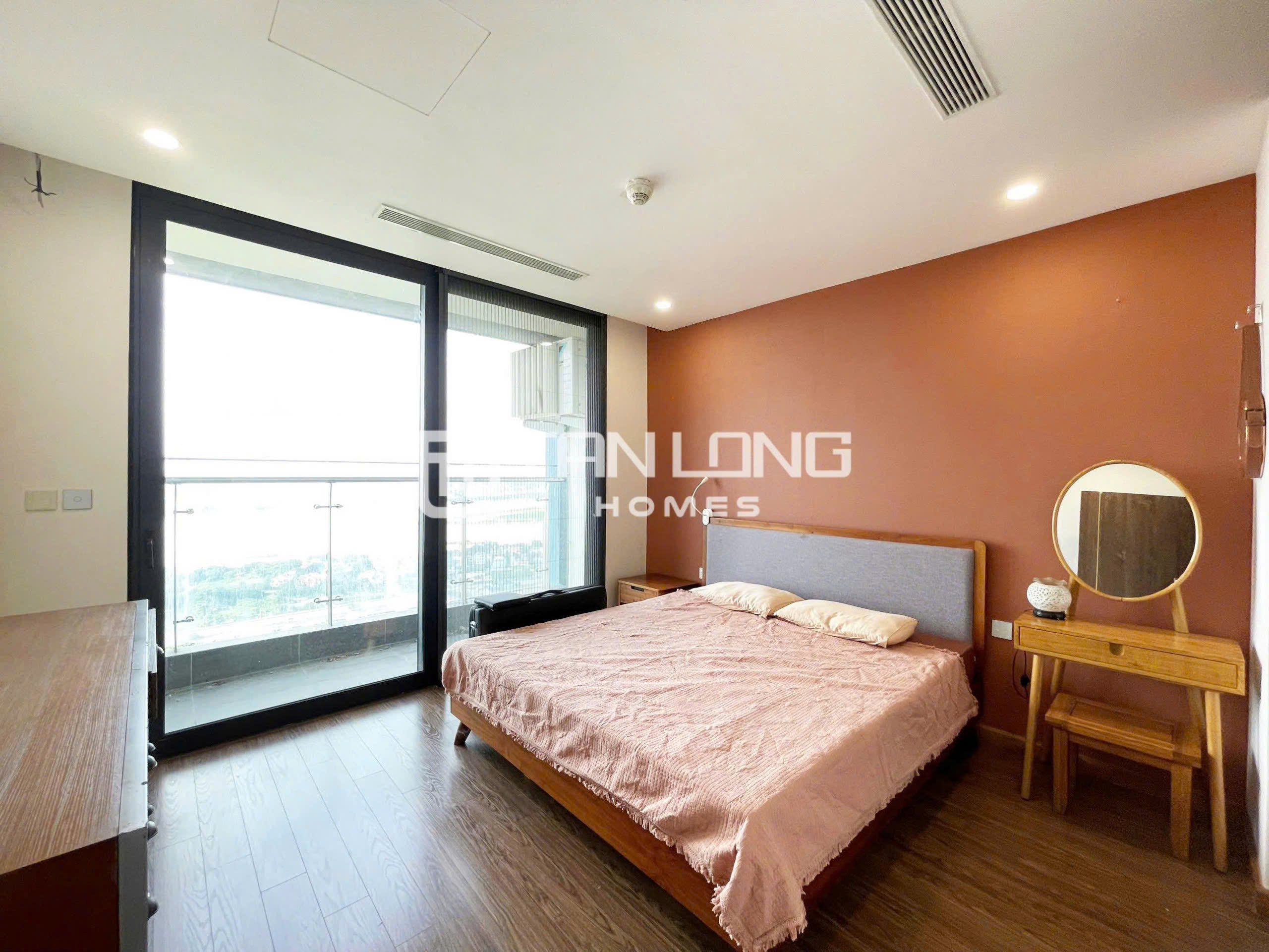 Trendy Duplex apartment for rent at S2 Sunshine city 8