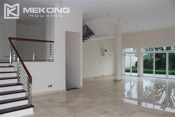 Unfurnished and spacious villa with 5 bedrooms and nice view of landscape for rent in Q block, Ciputra Hanoi 5