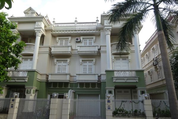 Unfurnished and spacious villa in Ciputra Hanoi with 5 bedroooms for rent in T block