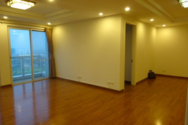 Unfurnished apartment with 4 bedroom on high floor for rent in E1 tower, Ciputra Hanoi