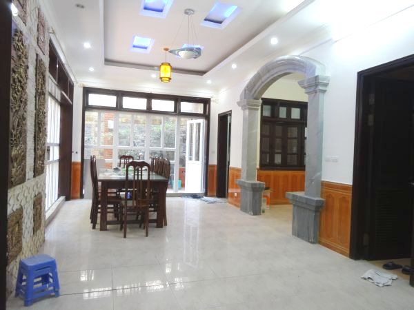 Villa With Decorative Stone For Lease in D5 Ciputra