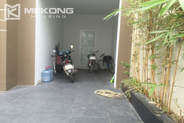 Well designed villa with 5 bedrooms and modern furniture in T block, Ciputra Hanoi 3