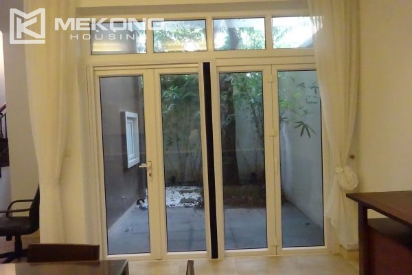 Well designed villa with 5 bedrooms and modern furniture in T block, Ciputra Hanoi 9