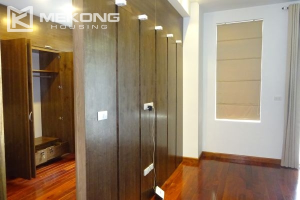 Well designed villa with 5 bedrooms and modern furniture in T block, Ciputra Hanoi 13