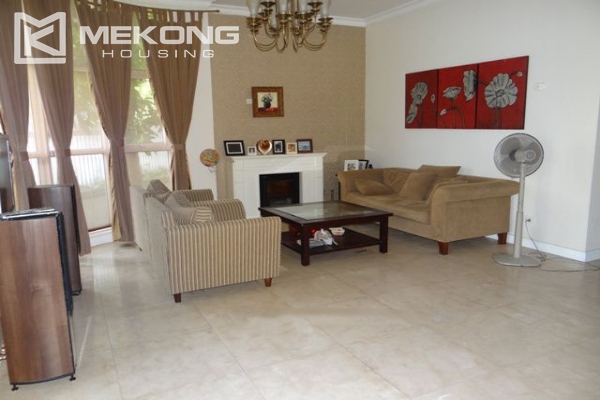 Well designed villa with modern furniture for rent in T block, Ciputra Hanoi 4