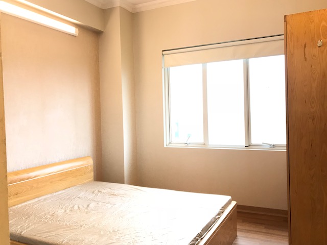 Well furnised apartment with 4 bedrooms for rent in G3 tower, Ciputra Hanoi 9